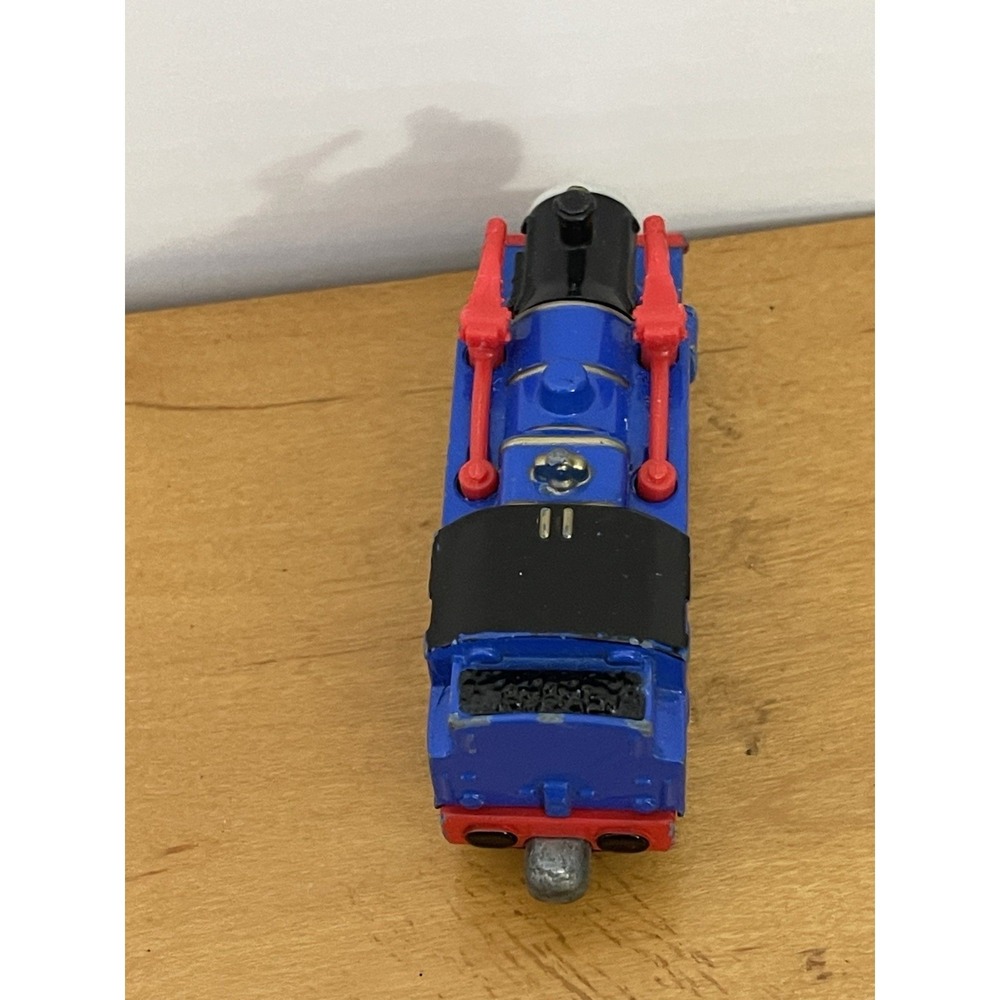 Thomas & Friends Diecast Take & Play Train Tank Engine Belle Not Talking Version - Picture 4 of 10